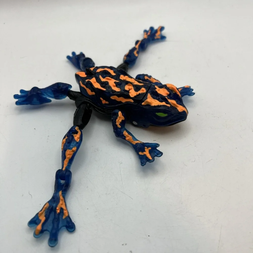 1996 Transformers Beast Wars Spittor Frog Vintage Action Figure
